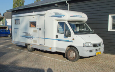 Adria Coral 660 SL halfintegraal met enkele bedden