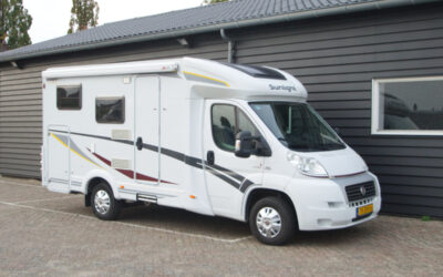 Sunlight T57 compacte halfintegraal camper met dwars bed