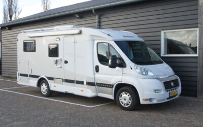 Dethleffs Globebus T004 halfintegraal met enkele bedden