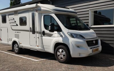 Hymer Exsis-T 474 prachtige halfintegraal camper met enkele bedden